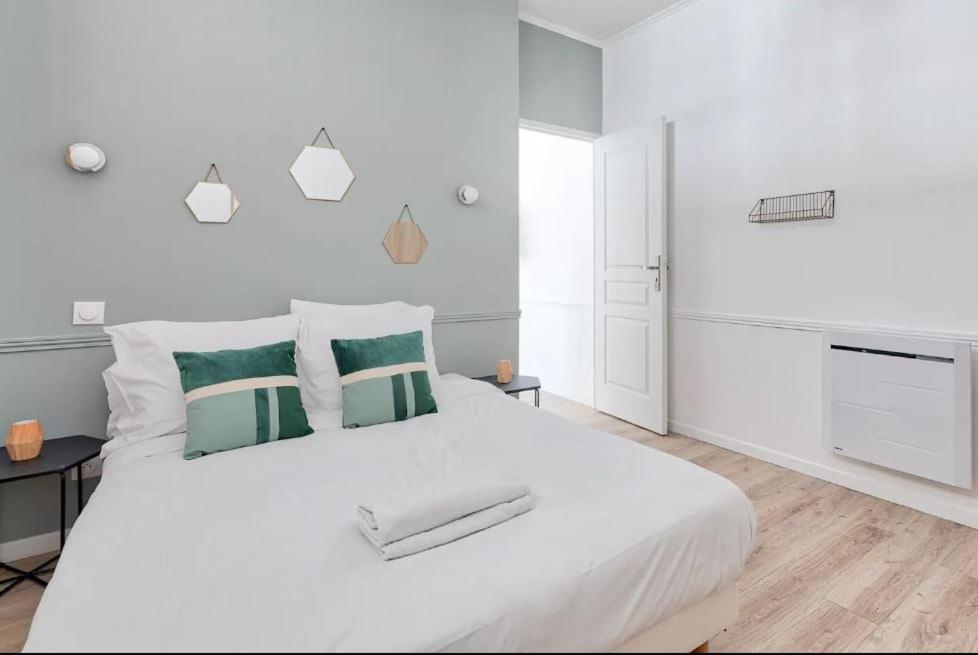 Superbe Appartement Champs Elysees - 6P Paris Exterior foto